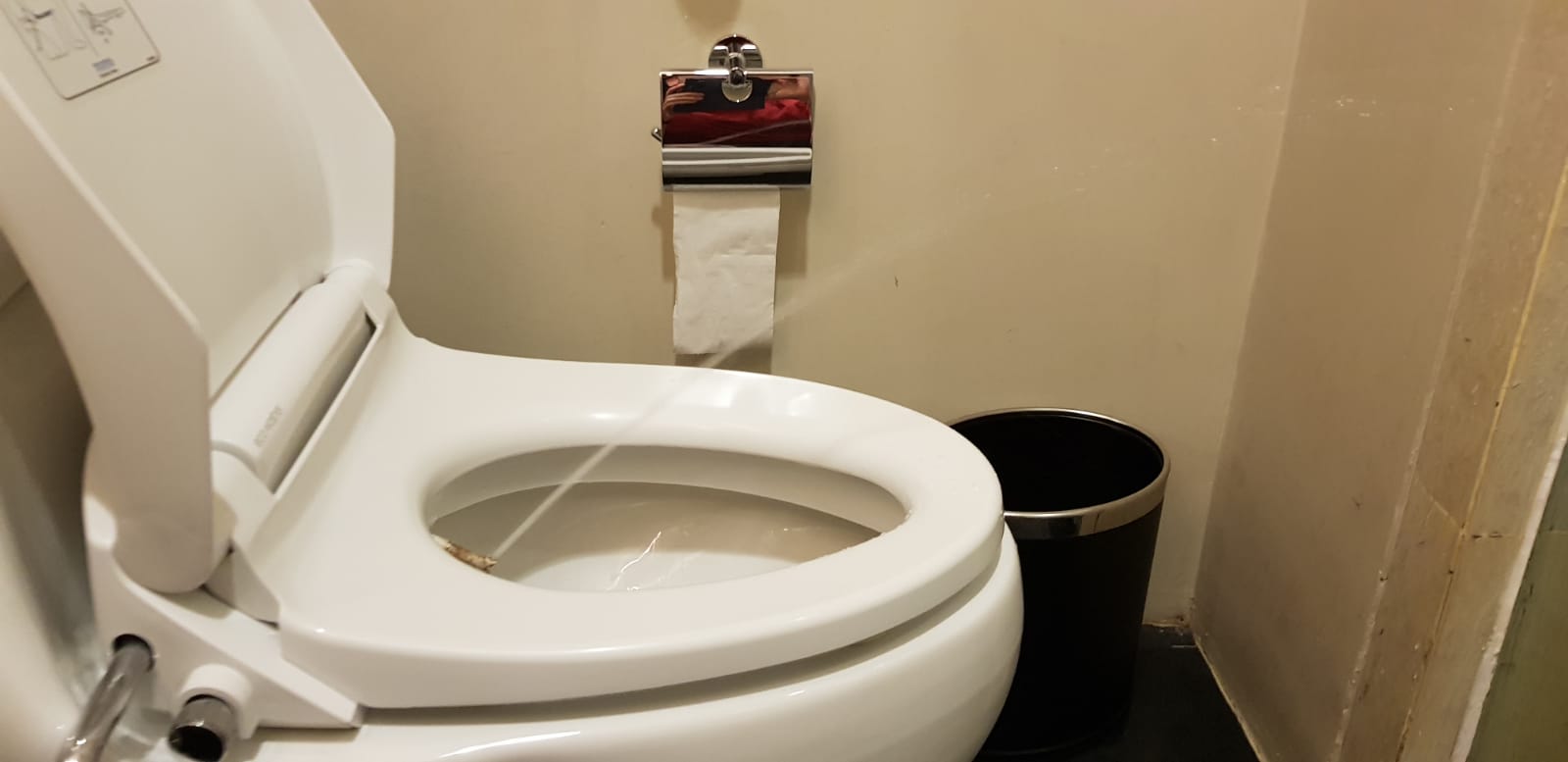 Sonderausgabe: Von Popoduschen und Hocktoiletten